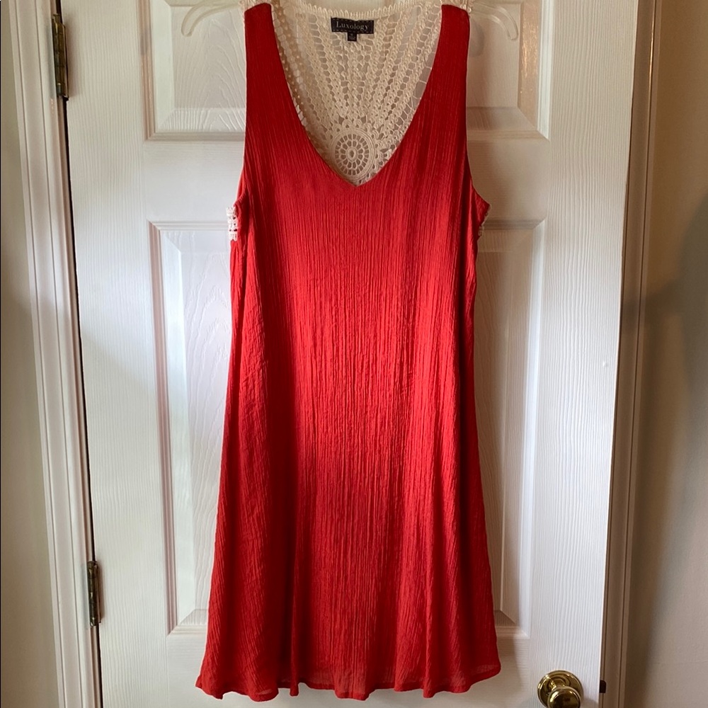 Luxology Scarlet Mini Dress with Cream Lace Back